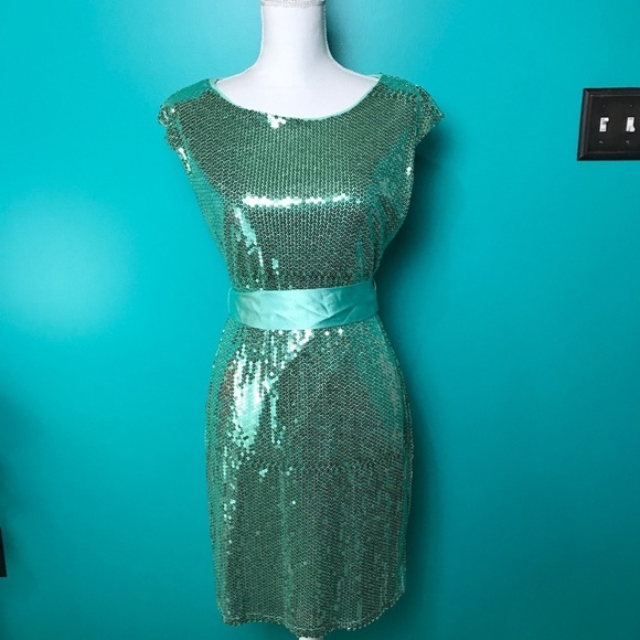 VENUS Dresses & Skirts - Green sequin dress with sash